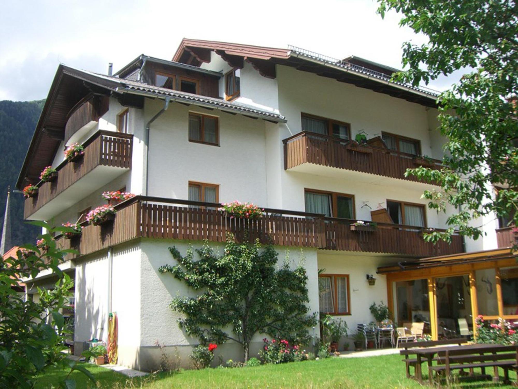 Отель Gaestehaus Truskaller Мальниц Экстерьер фото